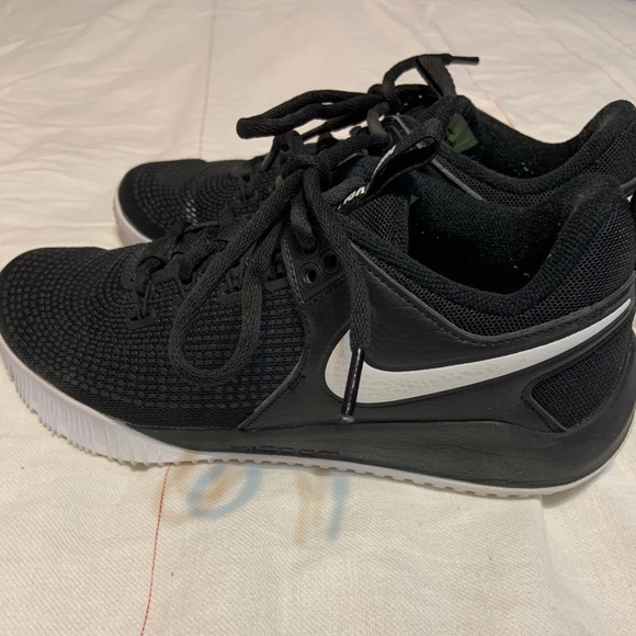 nike womens hyperace